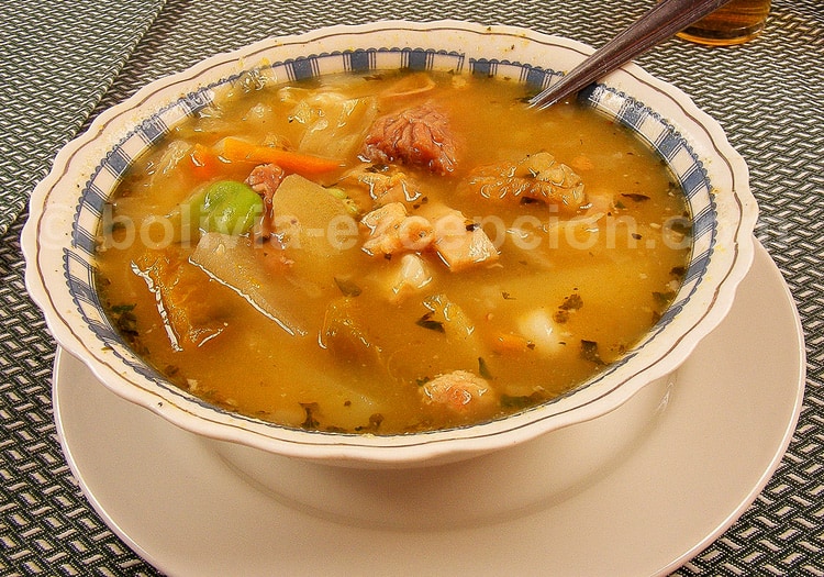 Soupe de Chairon, plat typique du Pando Soupe de Chairon, plat typique du Pando